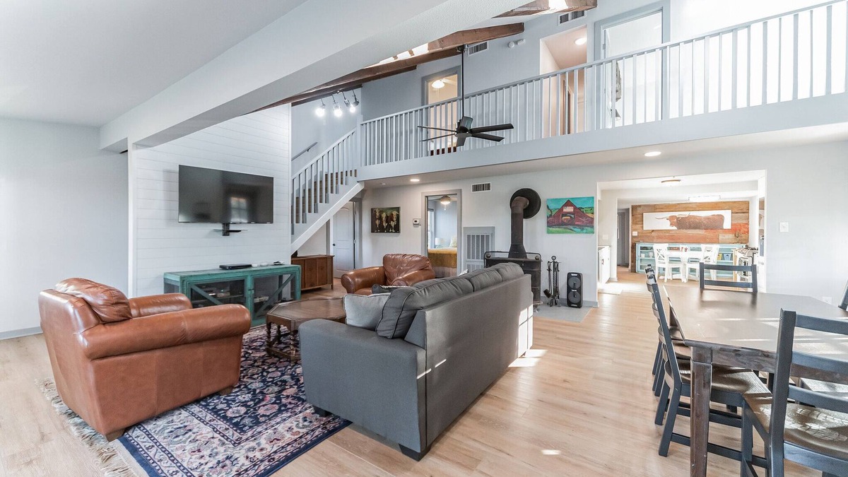 Fayetteville Other | Star Bar Farm & Retreat - Close to Round Top