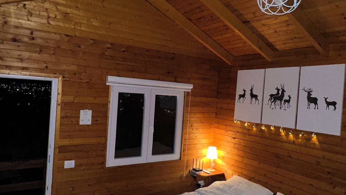 Durres Ski Chalet | Star Gazing Chalet-City View Getaway