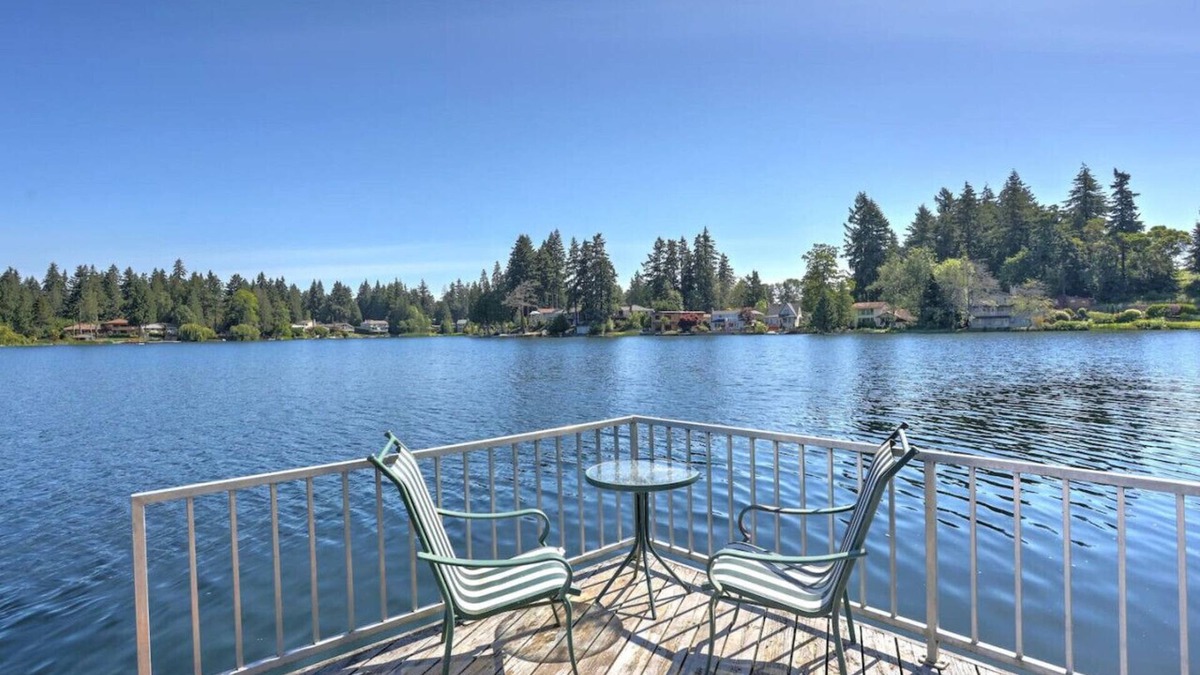Lakeland South House | Star Lake Waterfront “DUO” Homes