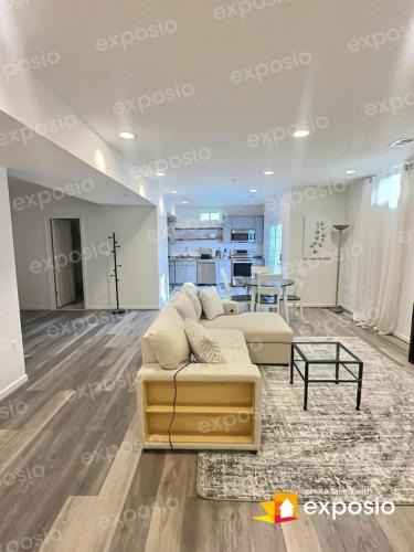 Wheaton-Glenmont Apartment | Star Light Retreat