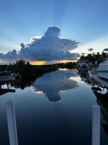 Long Beach Estates Apartment | Star Room at Barnacle Resort