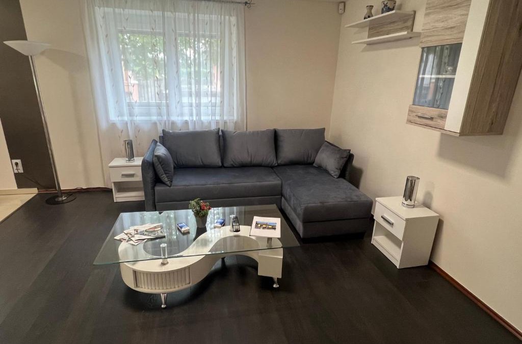 Mosonmagyarovar House | Star Street Home