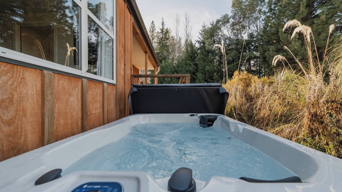 Lake Tekapo House | Stargazing Combo - Spa, Parking, Near Church