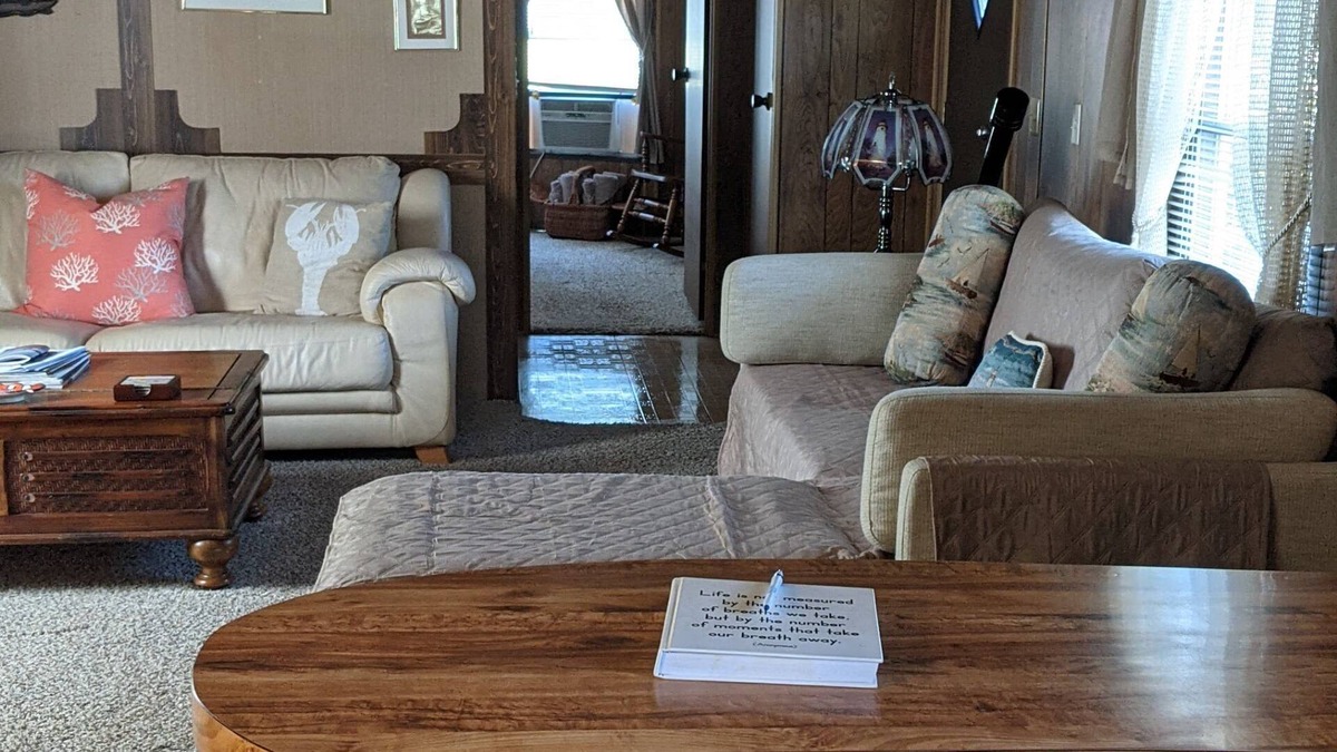 Grimstead House | Starlight Inlet, a quiet getaway on beautiful Gwynn's Island, VA.