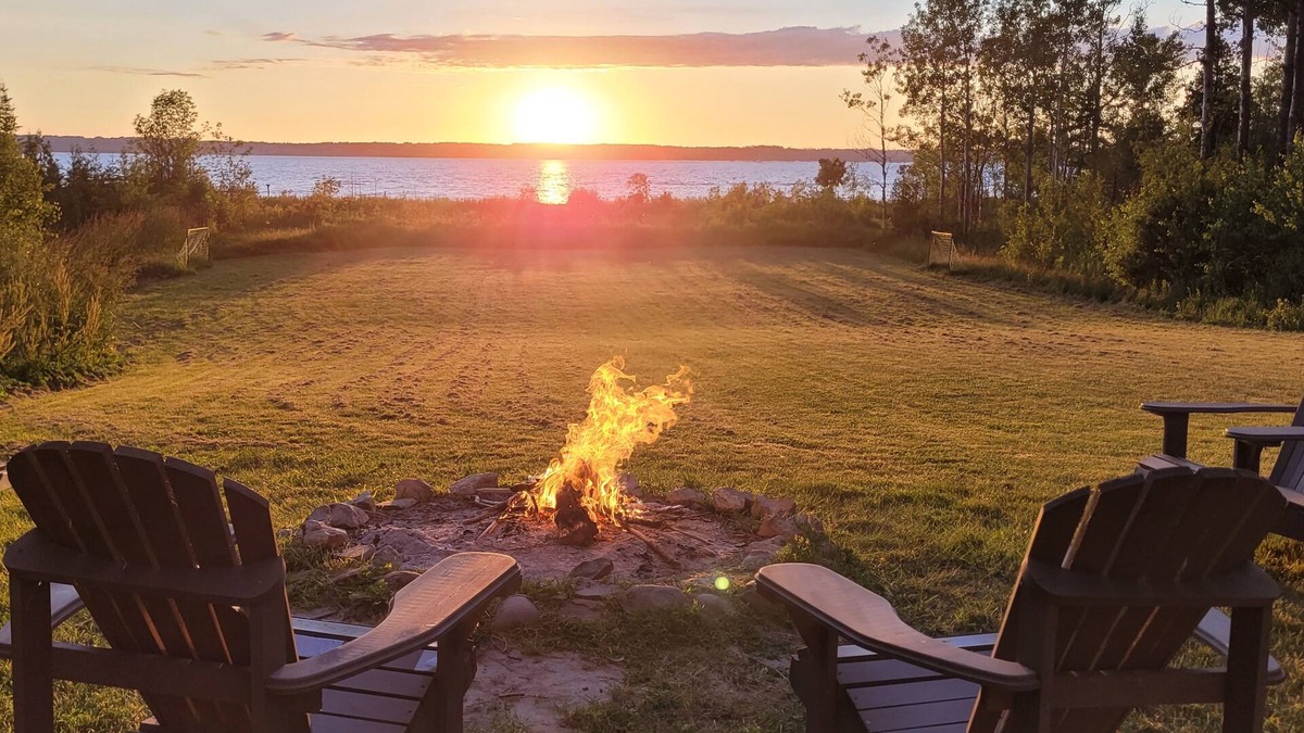 Meaford Cottage | Starlit : Private 5 Acres Lakefront Cottage - Georgian Bay