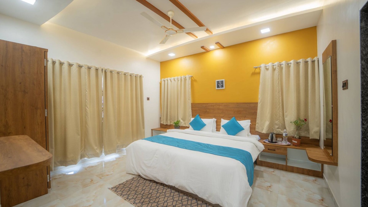 Wai Villa | Starlit Vale by Ebony Stays – Luxury 9BHK Pool Villa in Mahabaleshwar