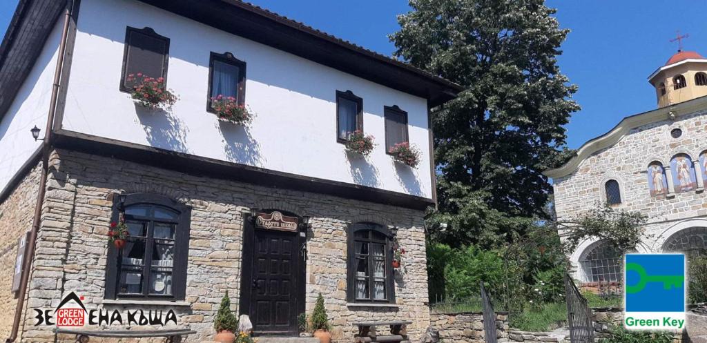 Subotkovtsi House | Staroto Shkolo House - rooms for guests
