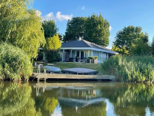 Makkum House | StarVilla M