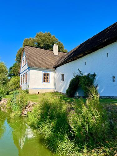 Stoky House | Statek Smilov