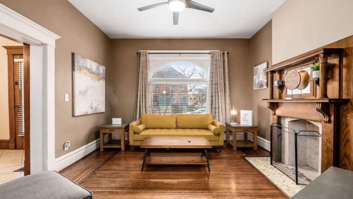 Olde Towne East House | Stately Executive Home with Modern Amenities