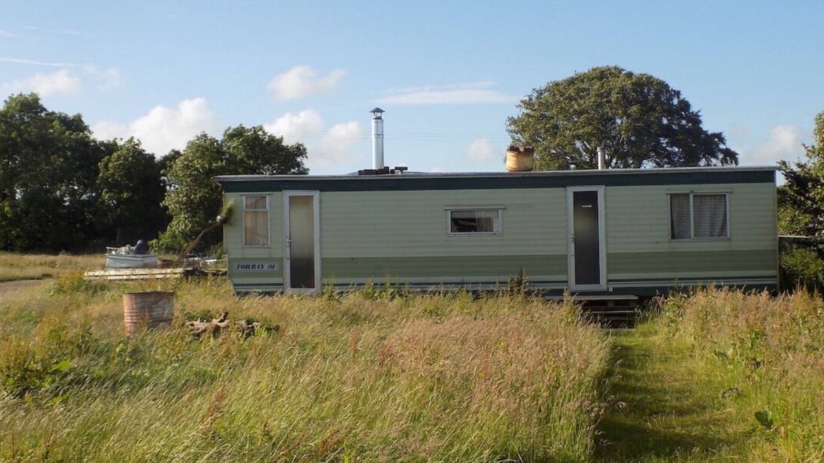 Compton Martin House | Static caravan at Fernhill Farm