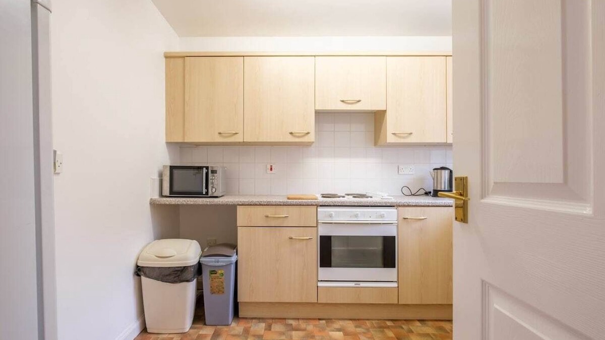 Lanark Apartment | Station Apartment in Lanark