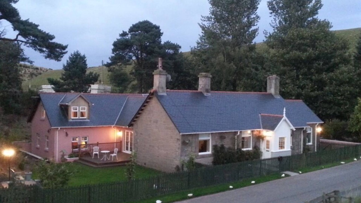 Lanark Bed & Breakfast | Station House