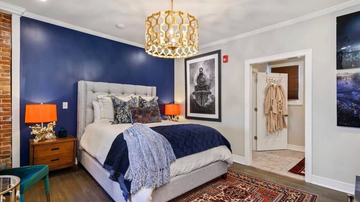 Parkville Apartment | Stay and Relax in the Heart of Parkville|Wifi|Eats