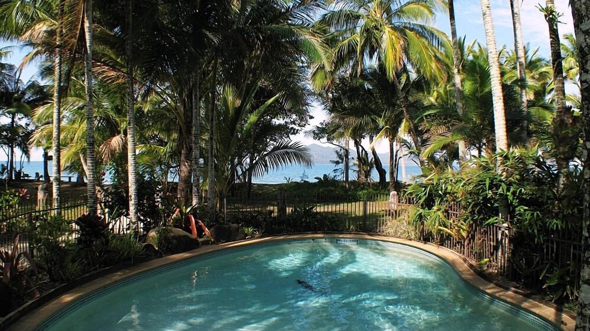 Mission Beach Villa | Stay at ‘Banfield 3'