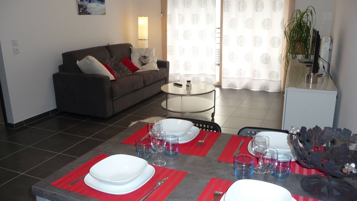 Saint-Jorioz Apartment | stay at Lake Annecy