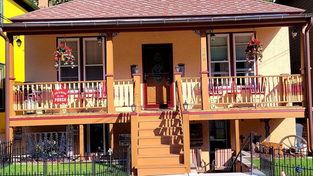 Deadwood Apartment | STAY AT THE JORDAN HOUSE IN THE ❤️ OF DEADWOOD! PERFECT FOR COUPLES!