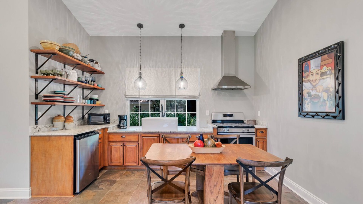 Fairhope Cottage | Stay in a cozy and luxurious retreat with a farm environment.