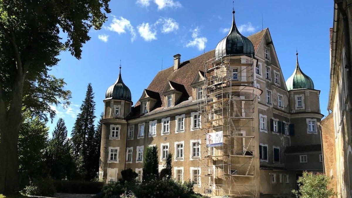 Gutenzell Other | Stay in a historical palace! Full apartment.