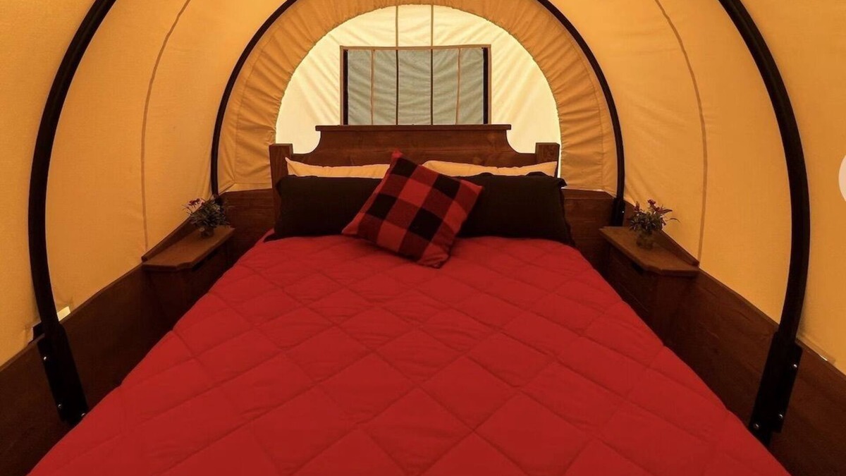 Lancaster Cabin | Stay in a unique Conestoga Wagon with room for 4