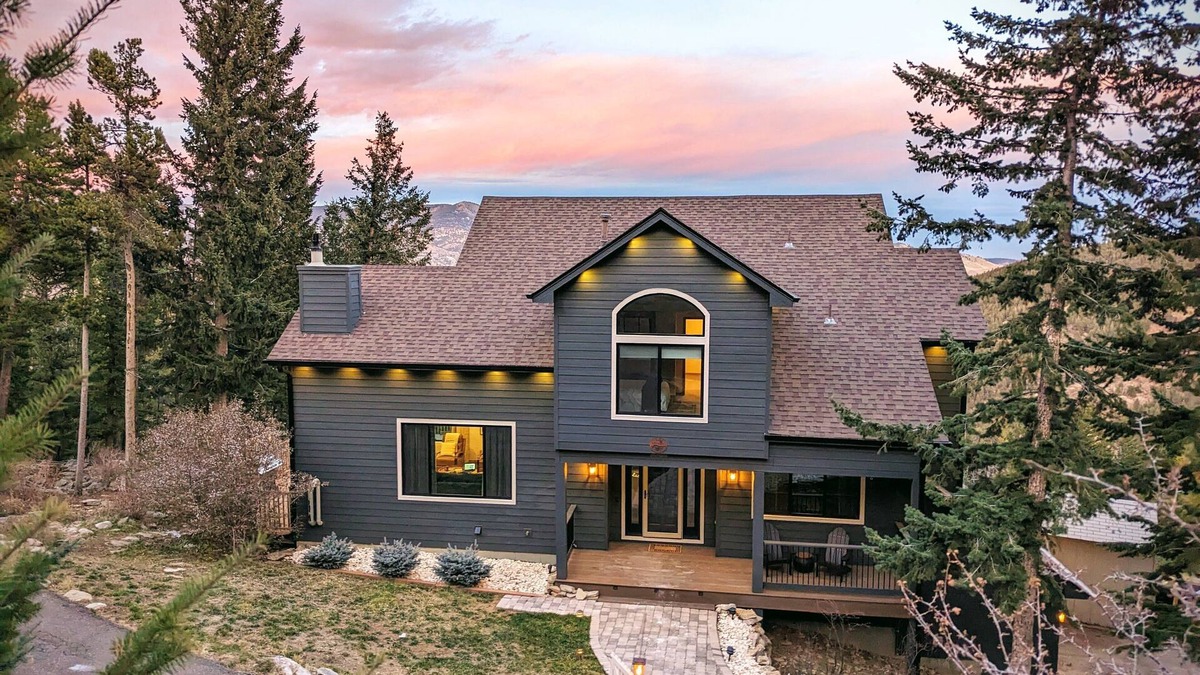 Evergreen House | Stay In Evergreen - Denver Mountain Escape