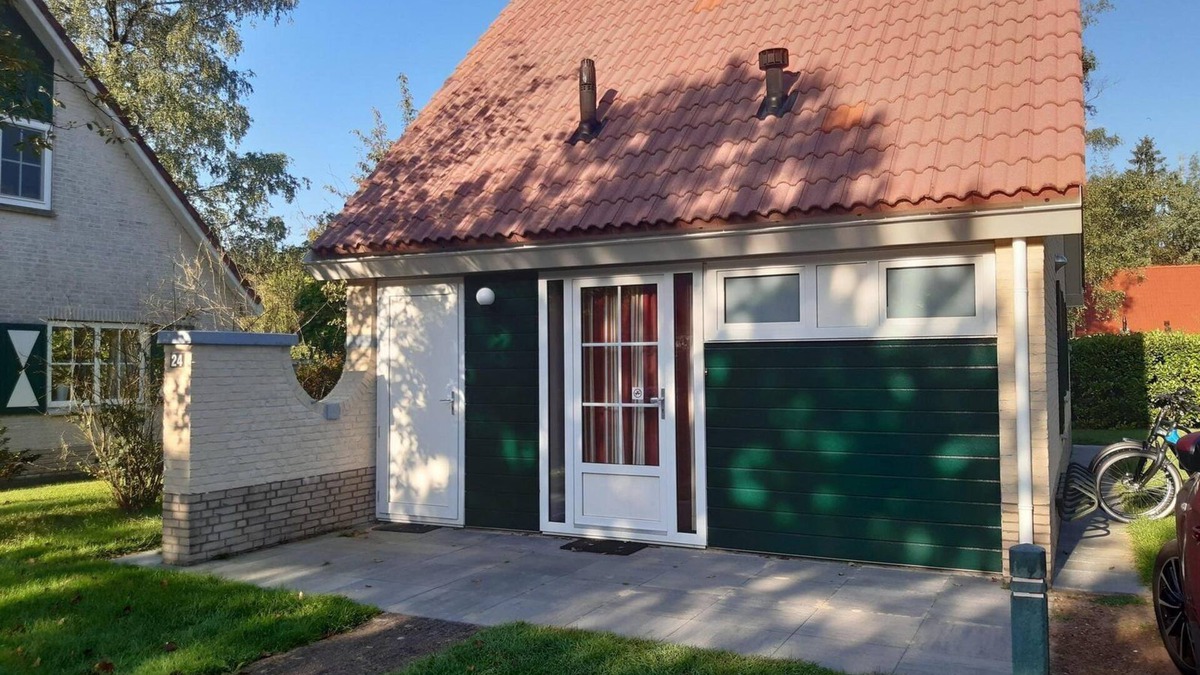 Hellendoorn House | Stay in our comfortable bungalow with 4 people