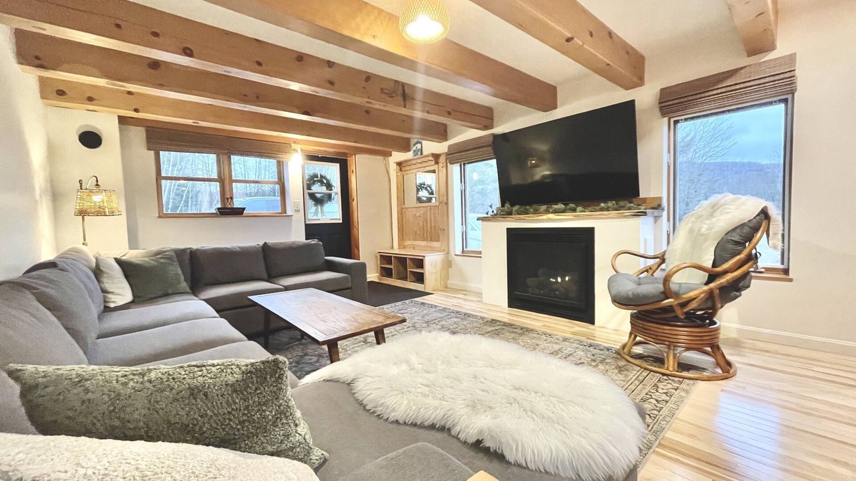 Montgomery Center Cabin | Stay near Jay Peak at your own private cabin with 18 brookside acres!