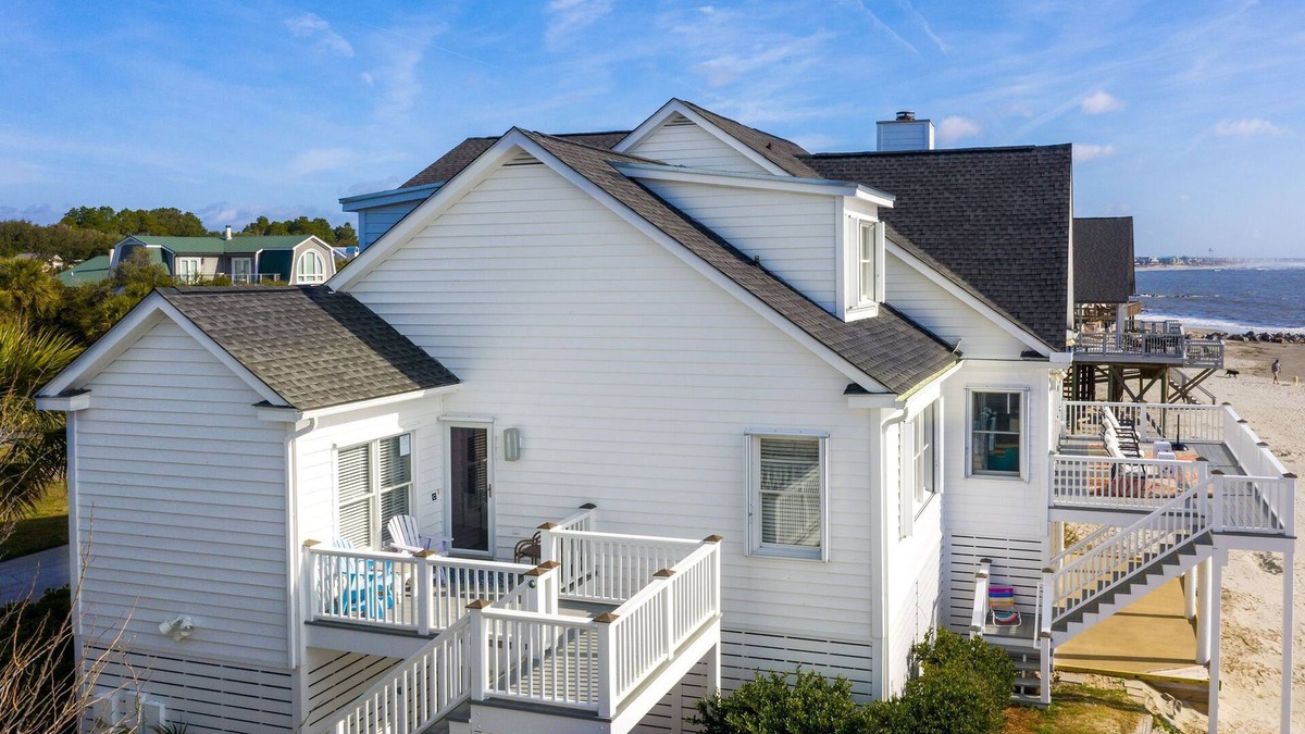 Sullivan's Island Apartment | Stay @ Ocean Spray at the Blue Horizon