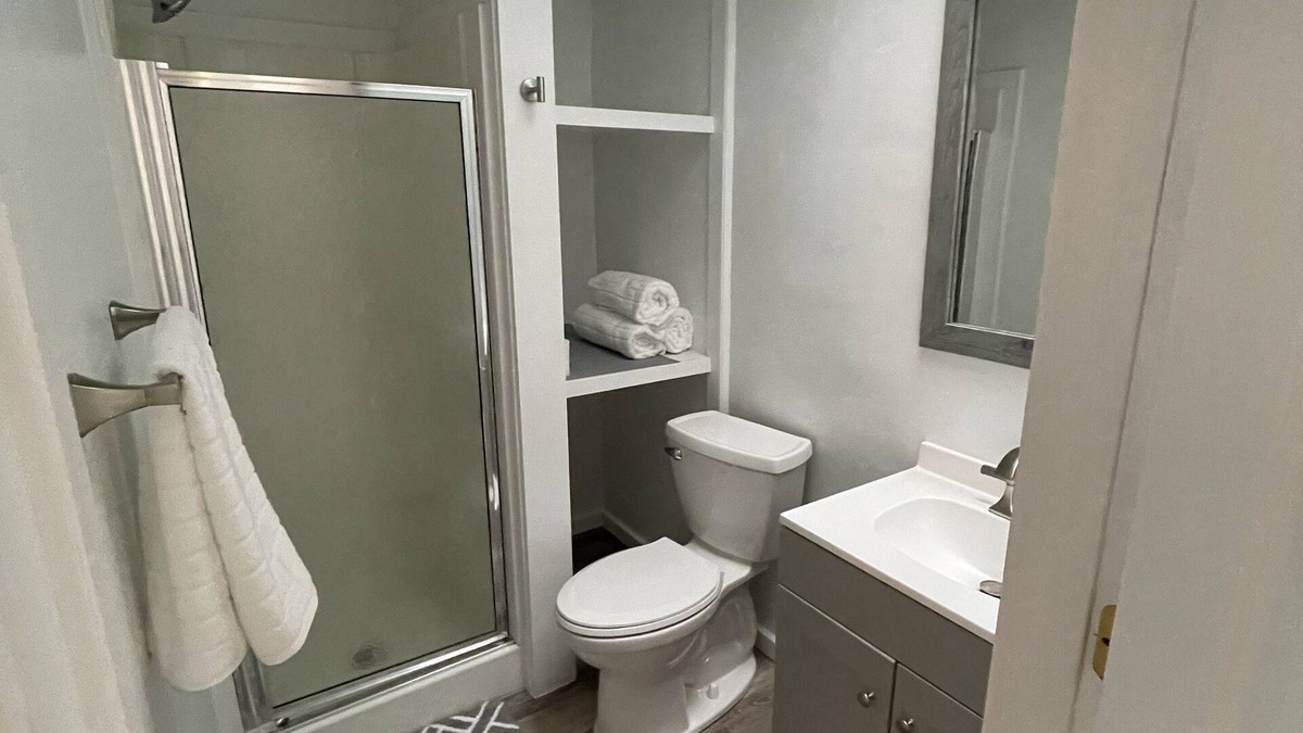 East Jordan Apartment | Stay on Main, lovely 1 bedroom renovated unit