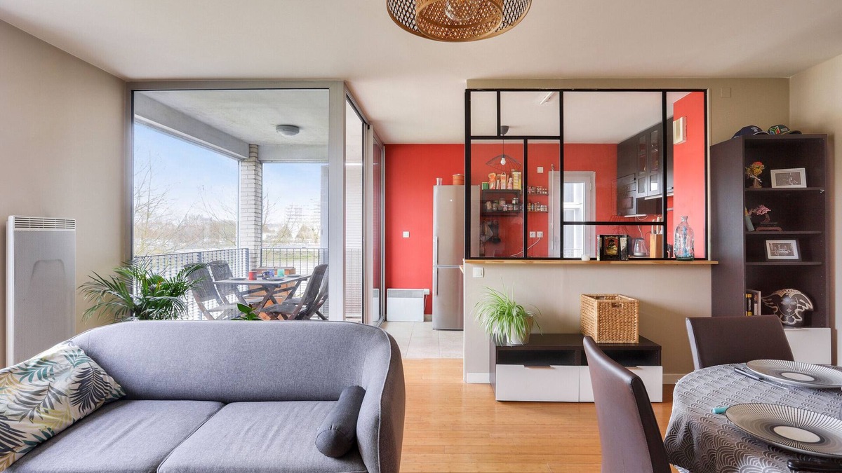 Republique - Les Ponts Apartment | Stay on the Ile de Nantes overlooking the Loire