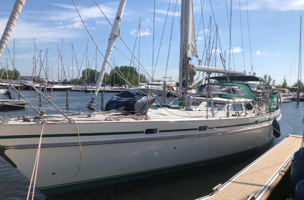 Municipality of Hoorn Boat Rental | Stay only or set sail - have more fun with friends and family - Wintersailing to the Dutch islands