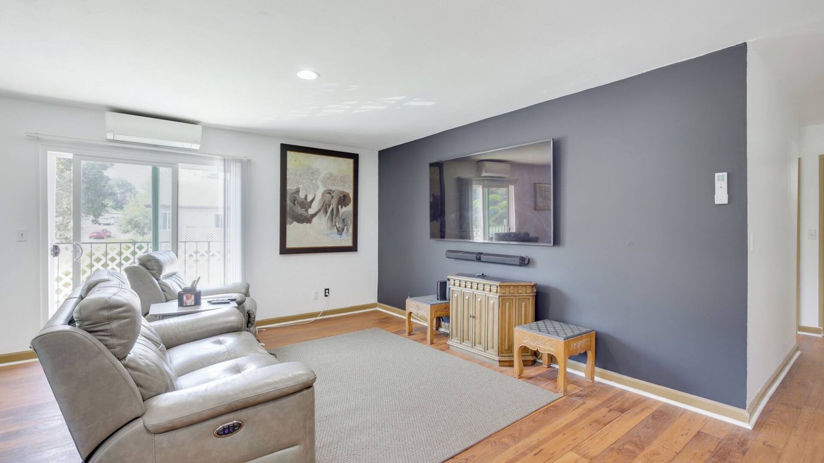 Rancho Penasquitos Condo | Stay & Play in San Diego: Charming Condo!