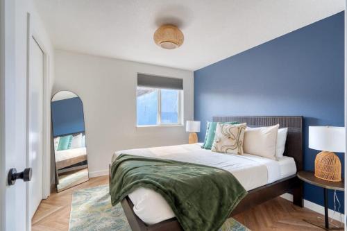Woodstock Apartment | Stay Portland - The Woodstock Inn - Reed College & Vintage Shops
