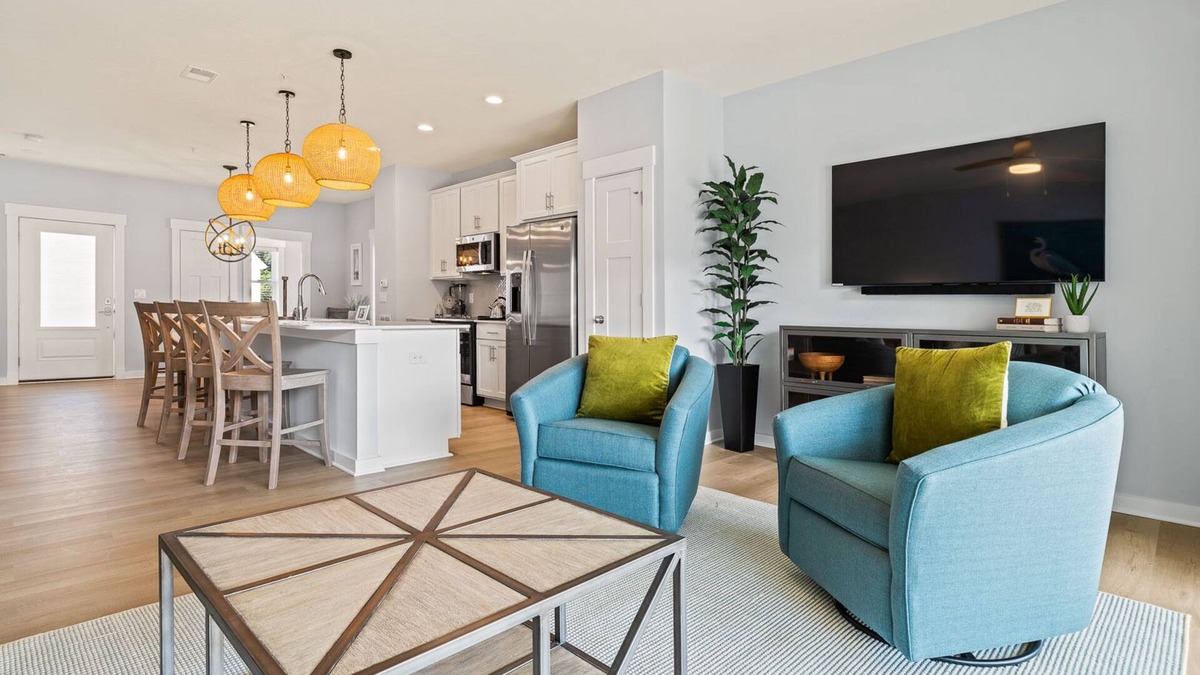Bermuda Bay House | Stay Salty 2 Bedroom at Cambridge Cove with Private Hot Tub!