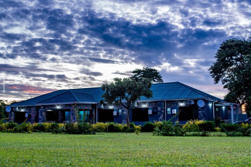 Lusaka Cabin | Stay Simple Lodge