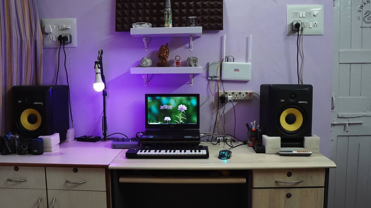 Ahmedabad House | Stay with Music Artist RAME in 1BHK Home - SwanStays