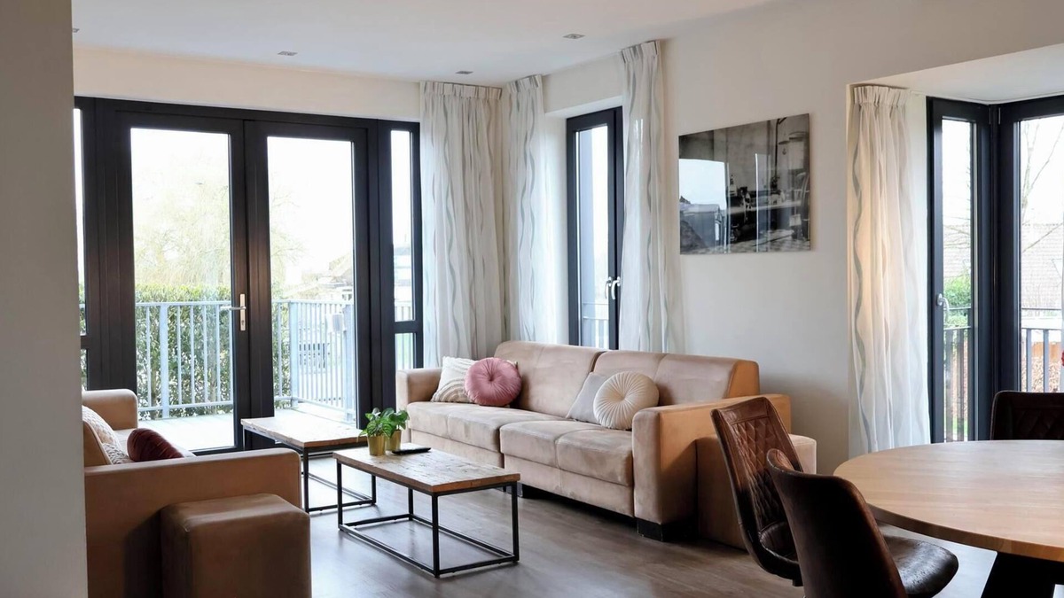 Appeltern House | Stay with your group in a renovated steam pumping station and let the authentic details surprise you.