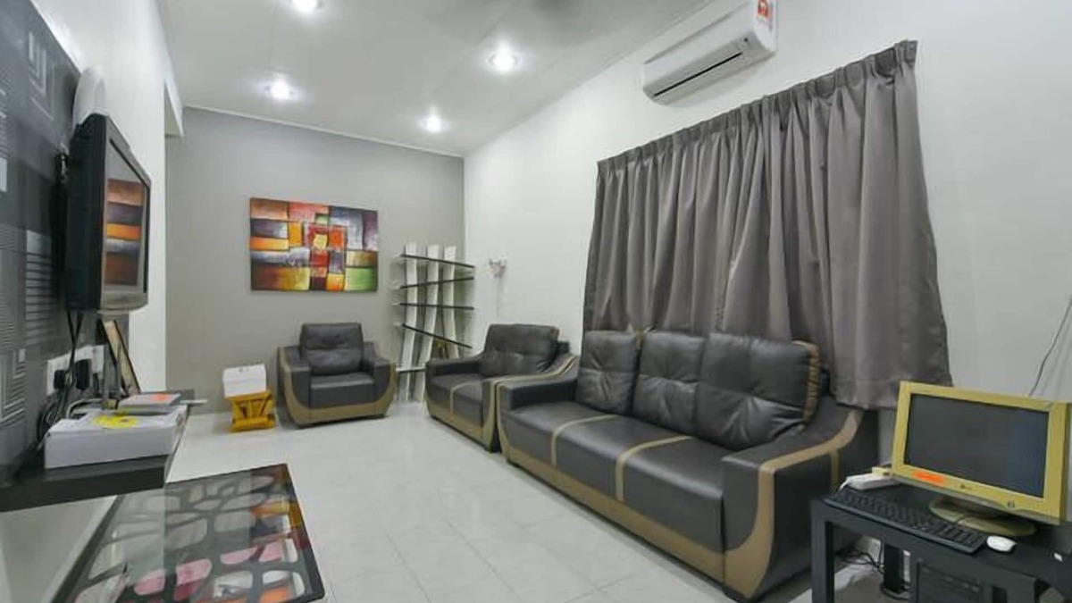 Taman Gadong Perdana House | Stay99 House - 3 Bedrooms