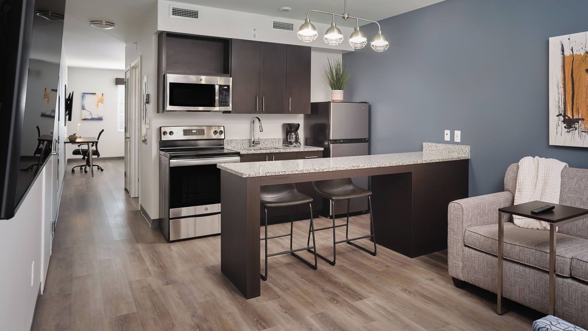 LaGrange Hotel | stayAPT Suites LaGrange