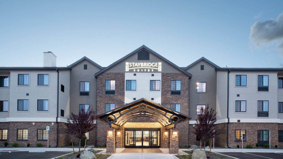 Carson City Hotel | Staybridge Suites Carson City - Tahoe Area by IHG