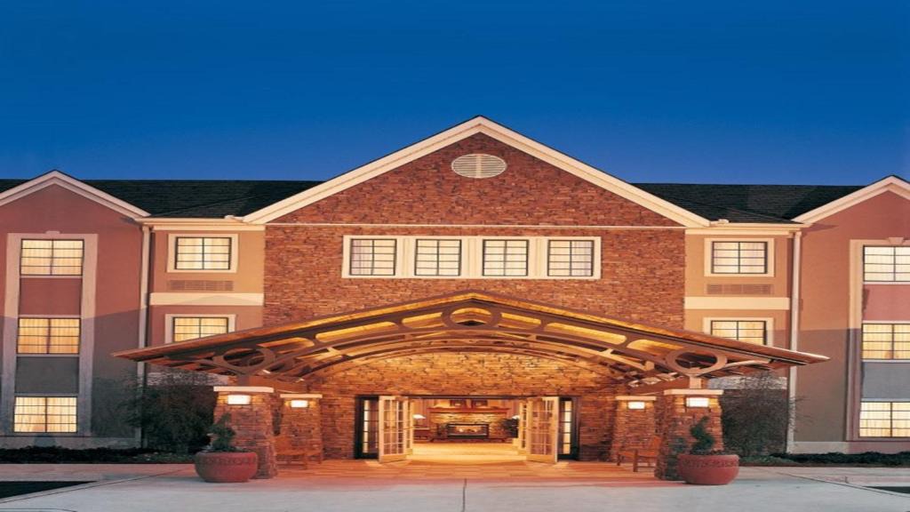 Johnson City Hotel | Staybridge Suites - Johnson City by IHG