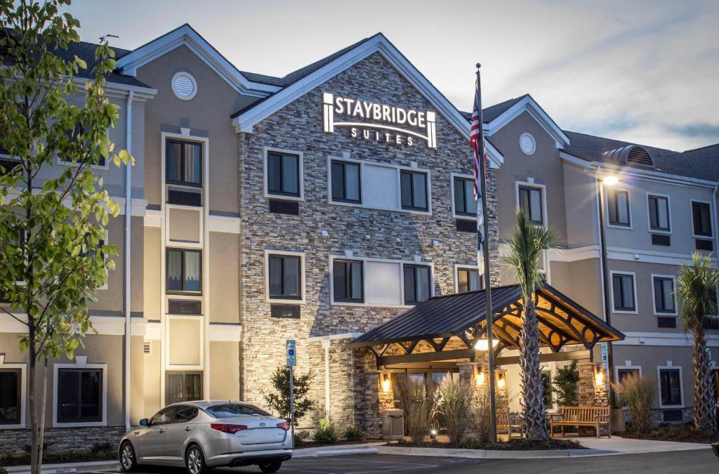 Jacksonville Hotel | Staybridge Suites North Jacksonville by IHG