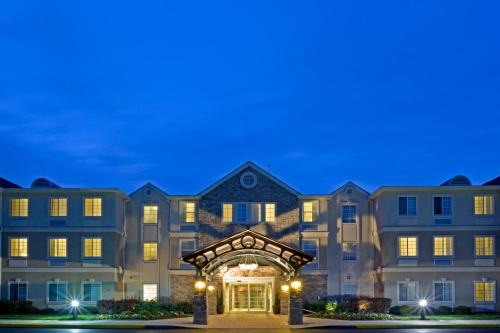 Mount Laurel Hotel | Staybridge Suites-Philadelphia/Mount Laurel by IHG