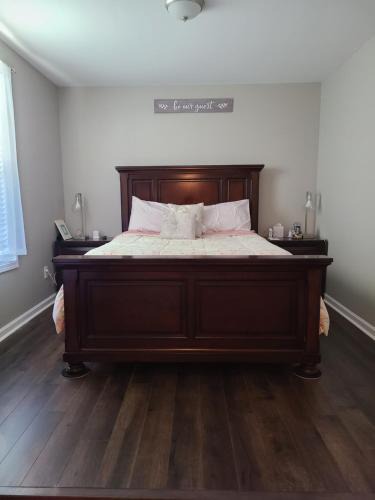 Charlotte House | Staycation Serenity