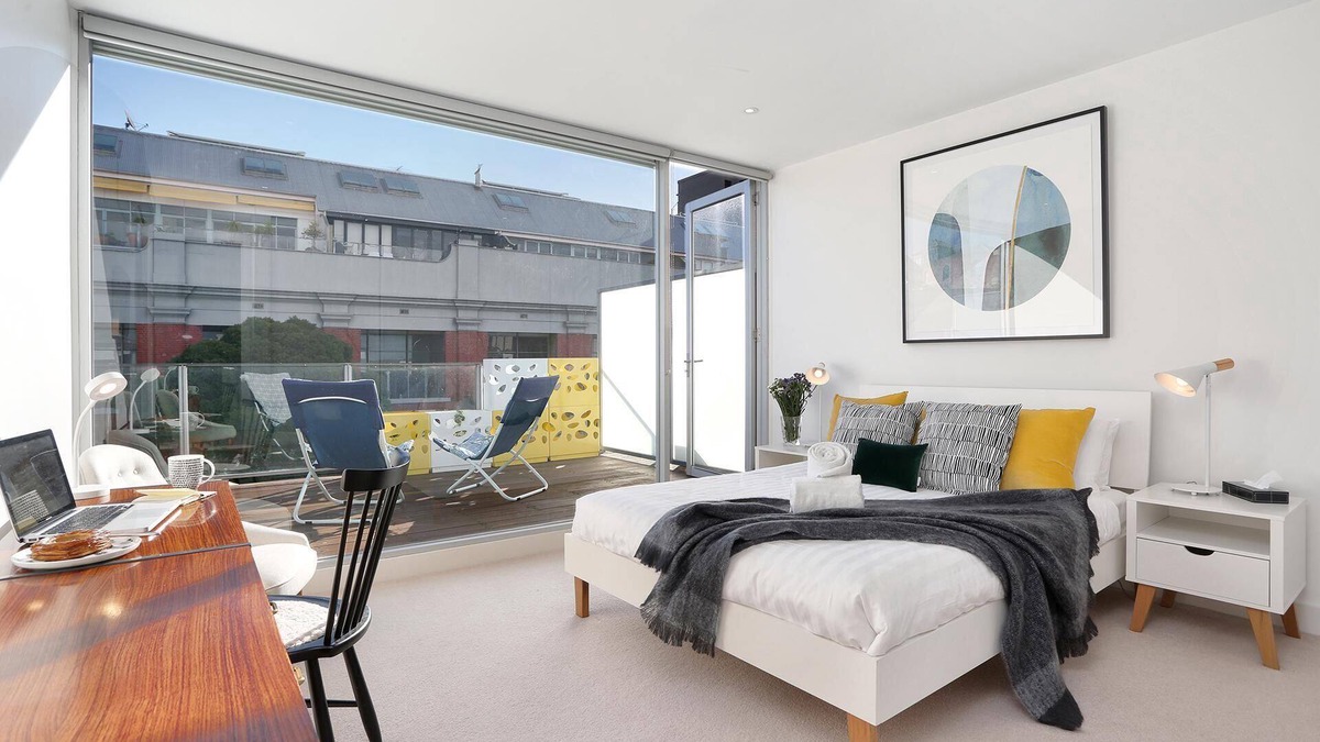 Collingwood Apartment | StayCentral - Collingwood Penthouse on Oxford - Oxford St, Collingwood - 2 Bedrooms, 2 Beds, 1 Bathrooms, 1 secure undercover parking spot.