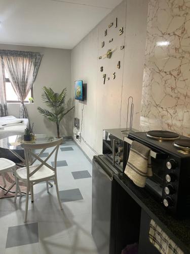 Downtown Johannesburg Apartment | StayEasy in Maboneng