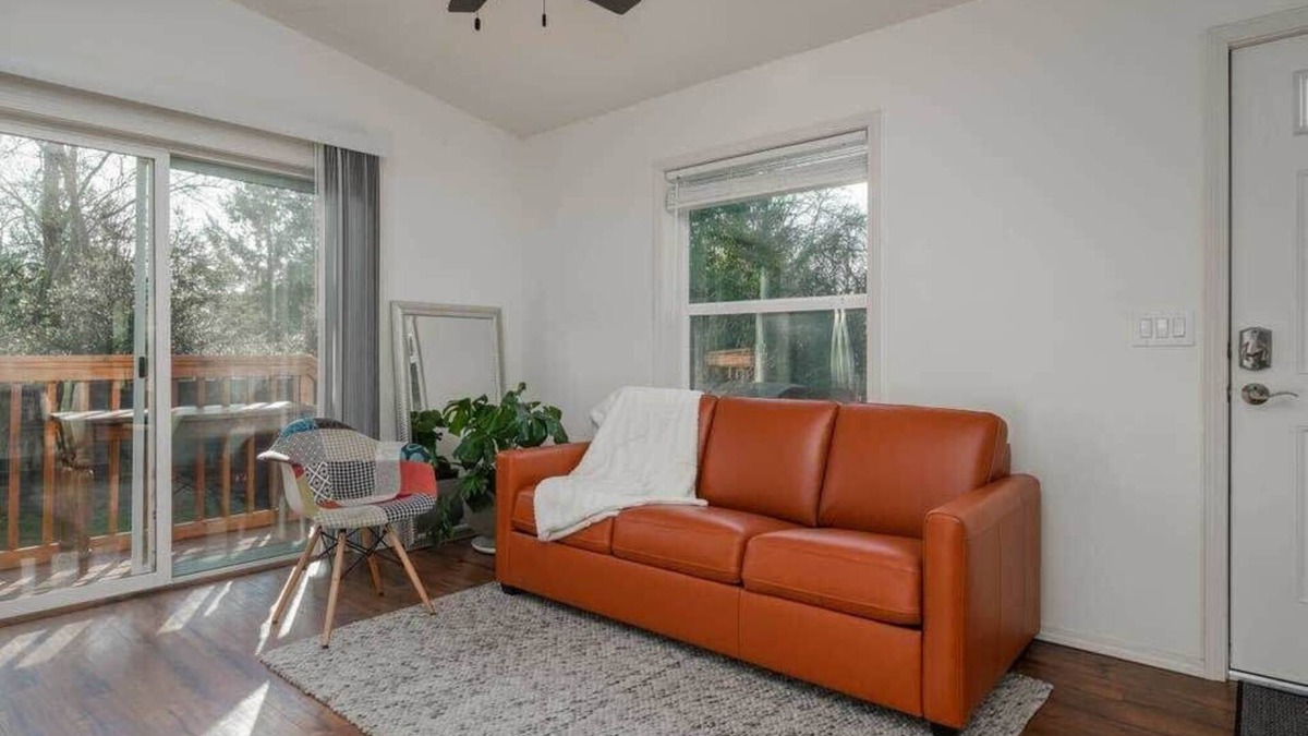 Bridlemile House | #StayInMyDistrict Raleigh Hills Serene Havens Nest