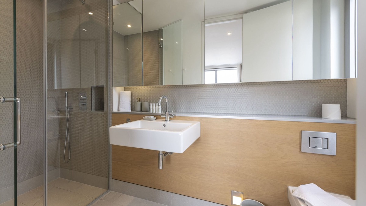 Cathedrals Apartment | Stayo Southbank