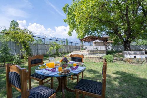 Pahalgam Villa | StayVista at Lavender Haze - 3BR Cottage