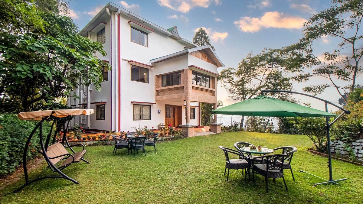 Darjeeling Villa | Stayvista at Treetops & Tea Trails - 5BR w/Gazebo
